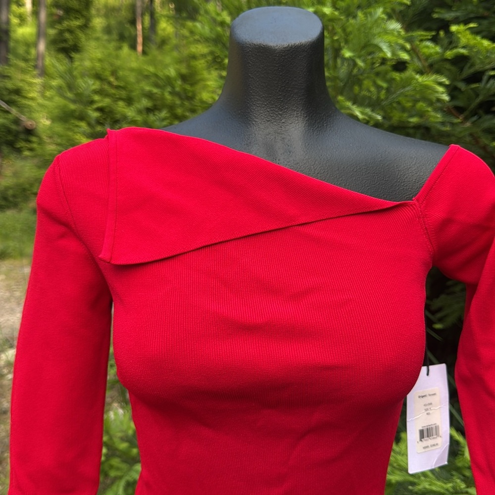 NWT Bailey 44 “Origami” Sweater Form Fitted Unique neck line Summer Weight sz S